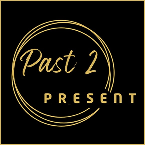 Meet your Poshers, Ladyb & Big Tex - Picture 1 of 5